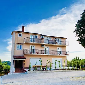  Maison d'hôtes Maxi